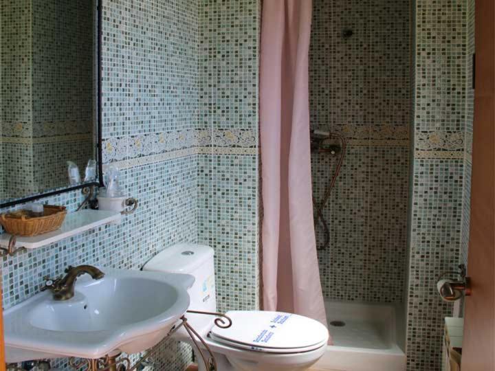 Hostal La Savina Cervera  Εξωτερικό φωτογραφία